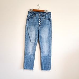 GAP Cigarette MEDIUM Wash STRAIGHT Leg BUTTON Flu Denim Jeans